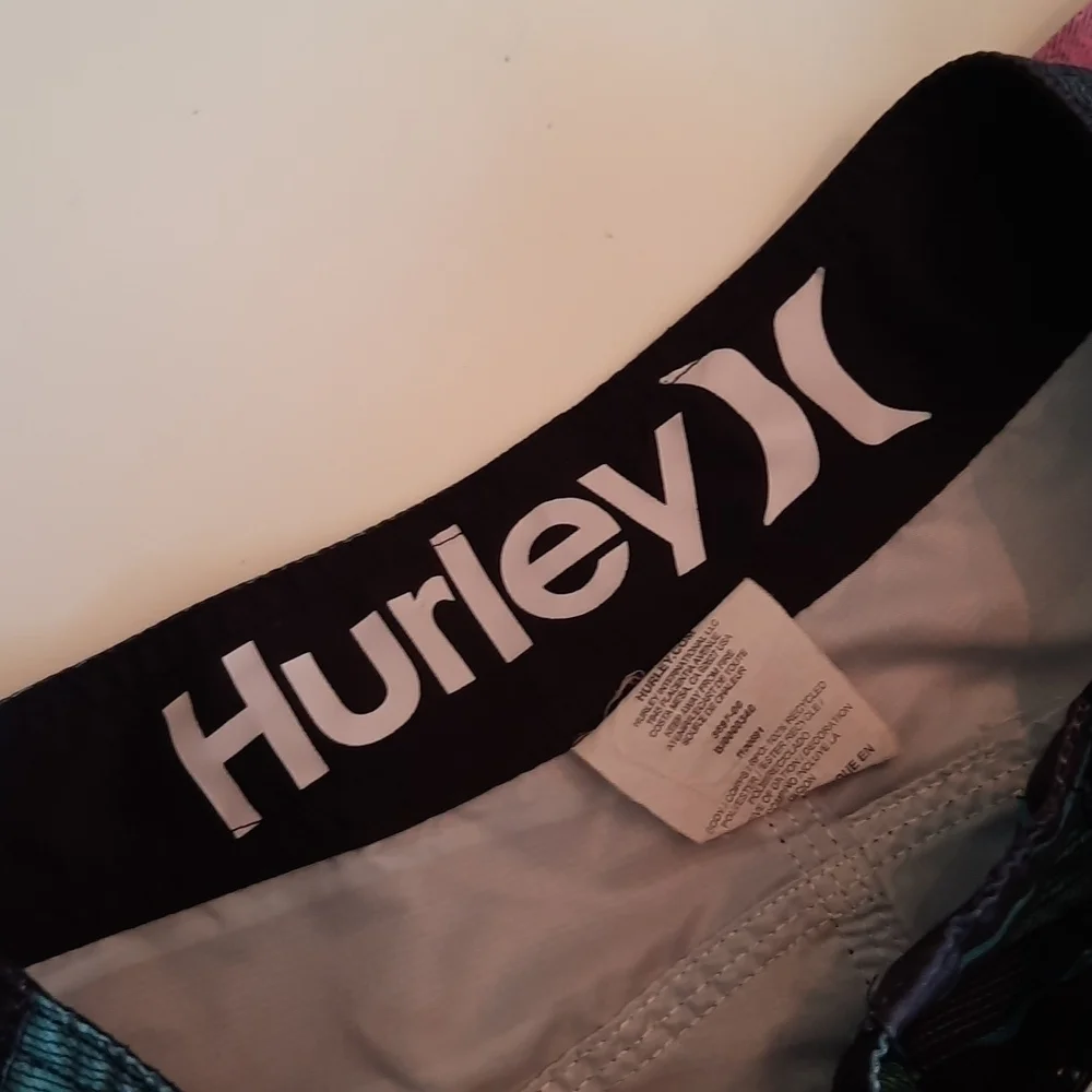 Hurley Striped Board Shorts Swim Trunks 24 Black Pink Green